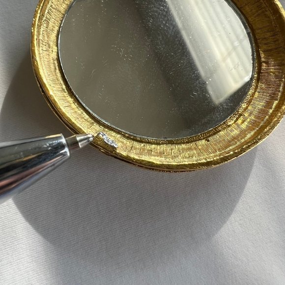Vintage Max Factor Gold Tone Lion Beauty Mirror Compact - Picture 11 of 12
